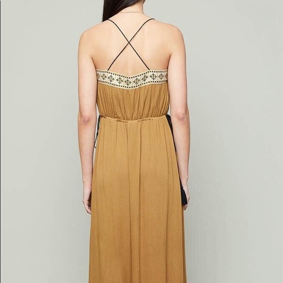 Hayden Embroider Maxi Dress - Picture 4 of 4